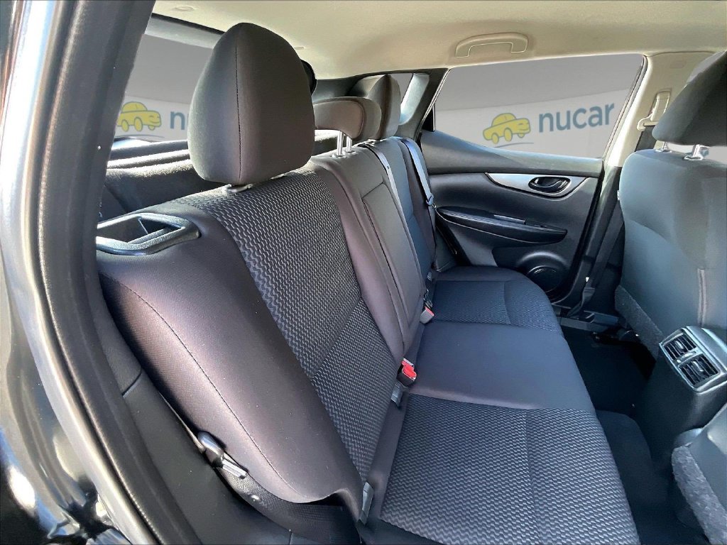 Used 2019 Black Nissan S image 16