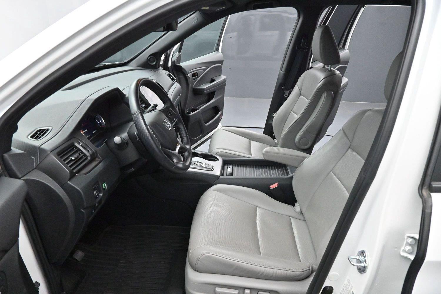 Used 2023 Platinum White Pearl Honda EX-L image 12