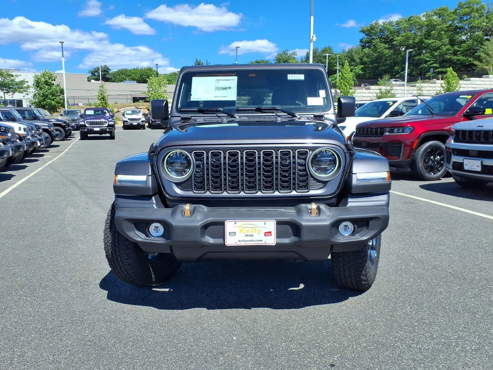 New 2026 Granite Crystal Metallic Clearcoat Jeep 85th Anniversary image 3