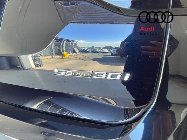 Used 2023 Black BMW sDrive30i image 36