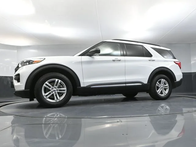 Used 2022 White Ford XLT image 50