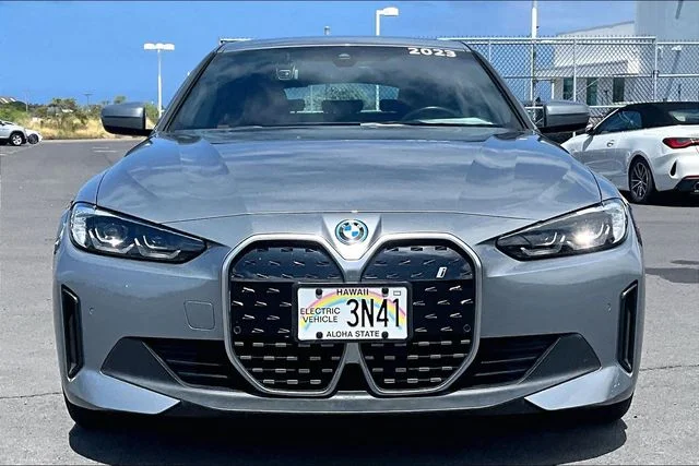 Used 2023 Skyscraper Grey Metallic BMW eDrive40 image 3