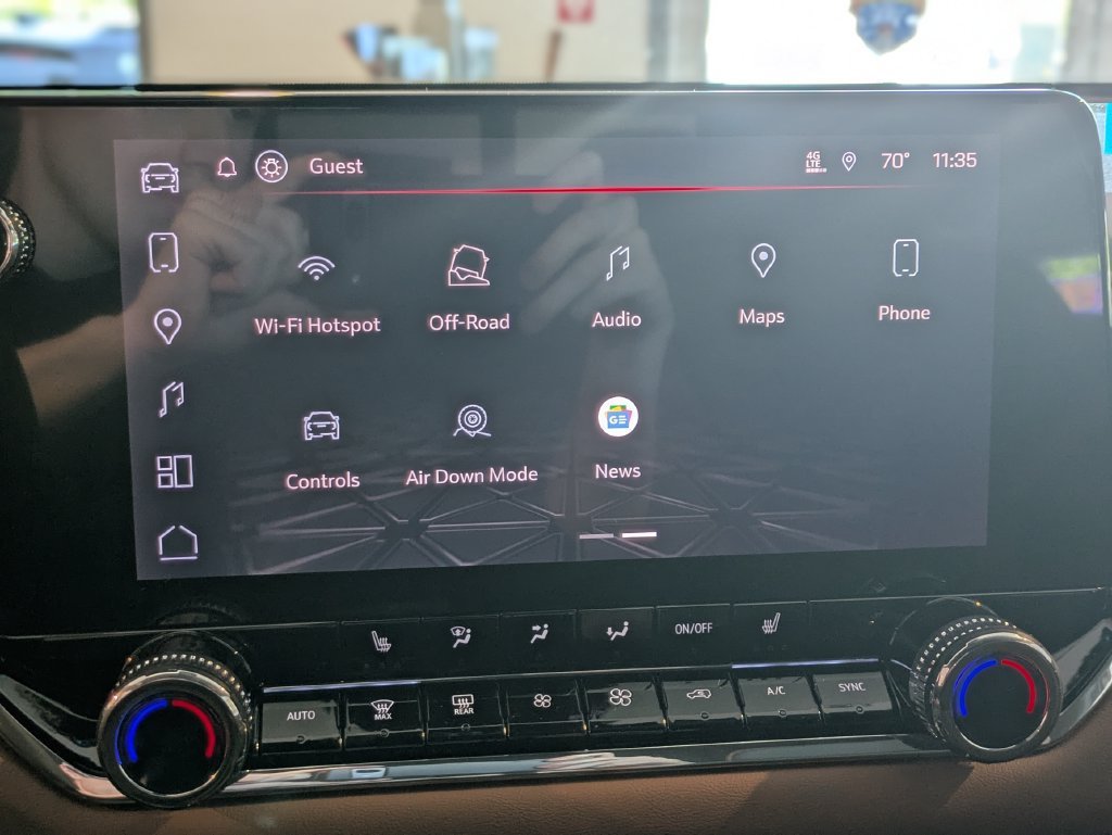 2026 GMC Canyon AT4 - Photo 39