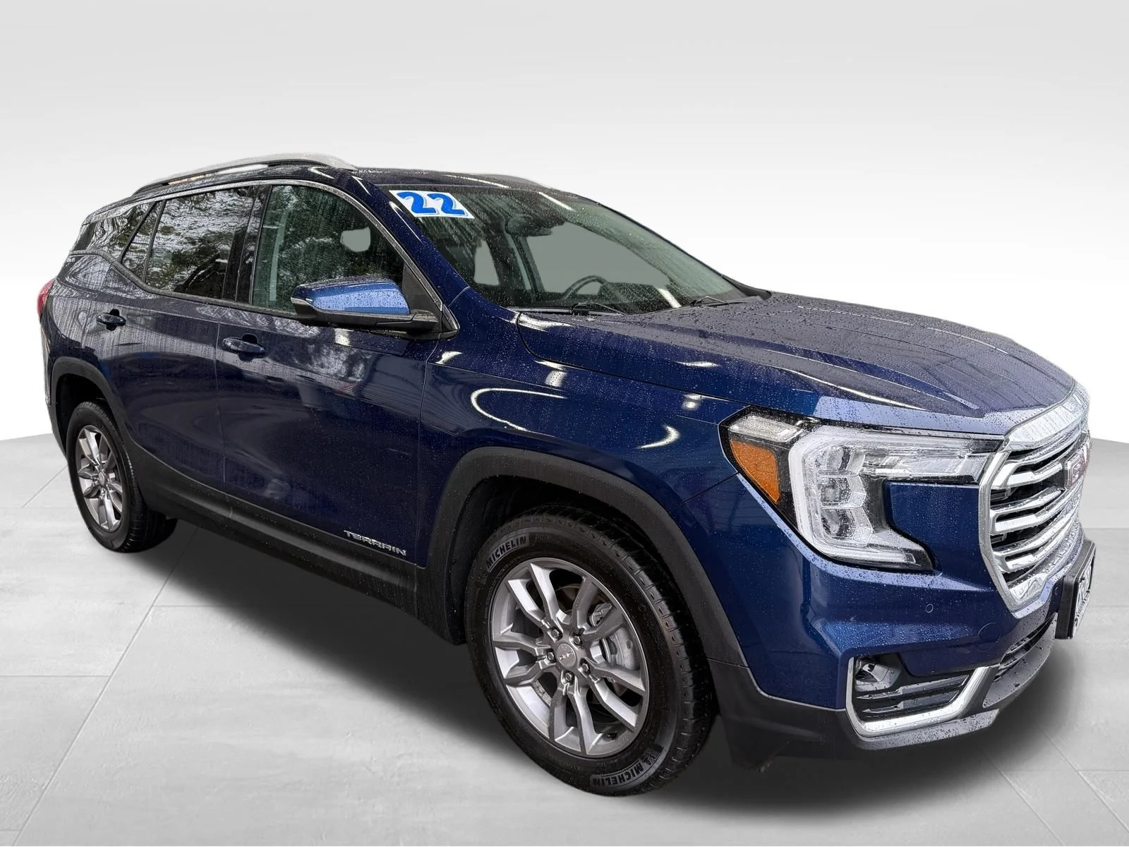 Used 2022 Blue GMC SLT image 3