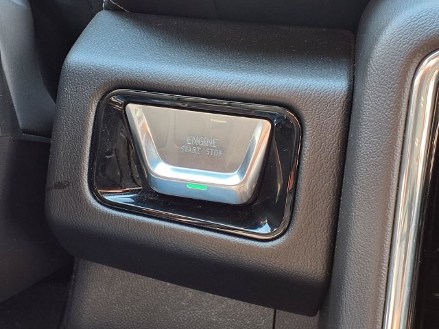 Used 2025 Black GMC Denali image 13