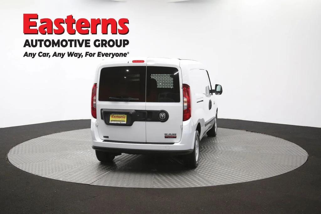 Used 2022 White Ram Base image 39