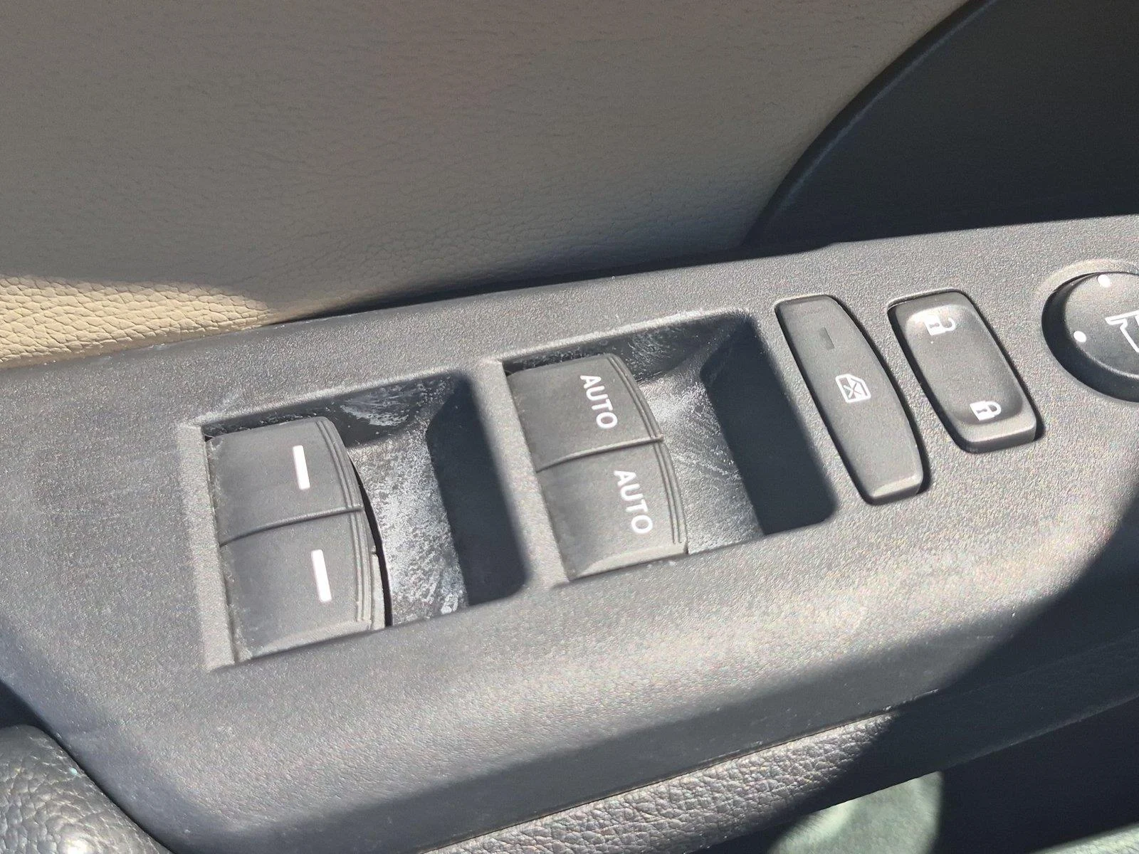 Used 2019 Sonic Gray Pearl Honda Sport Touring image 15