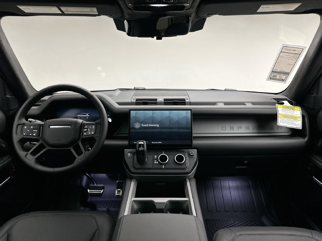 New 2026 Santorini Black Metallic Land Rover V8 image 8