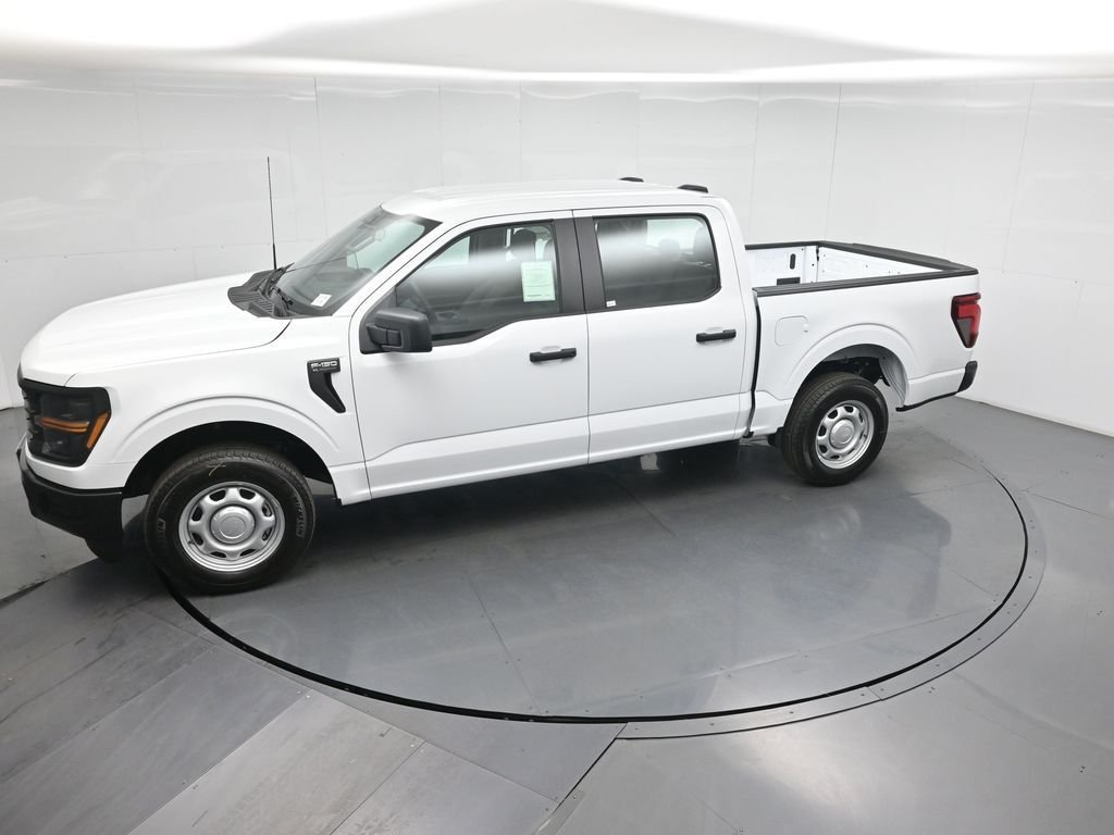 New 2026 Oxford White Ford XL image 40