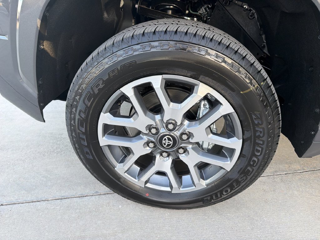 2026 Toyota Tundra 1794 Edition - Photo 32