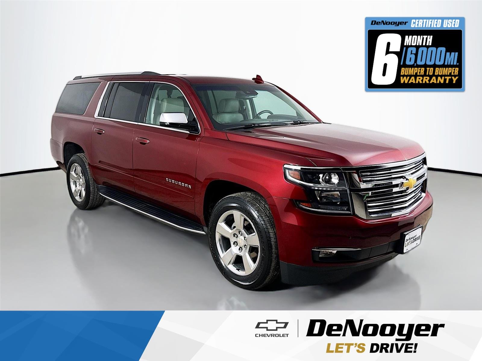 2019 Chevrolet Suburban 4WD 1500 Premier's photo