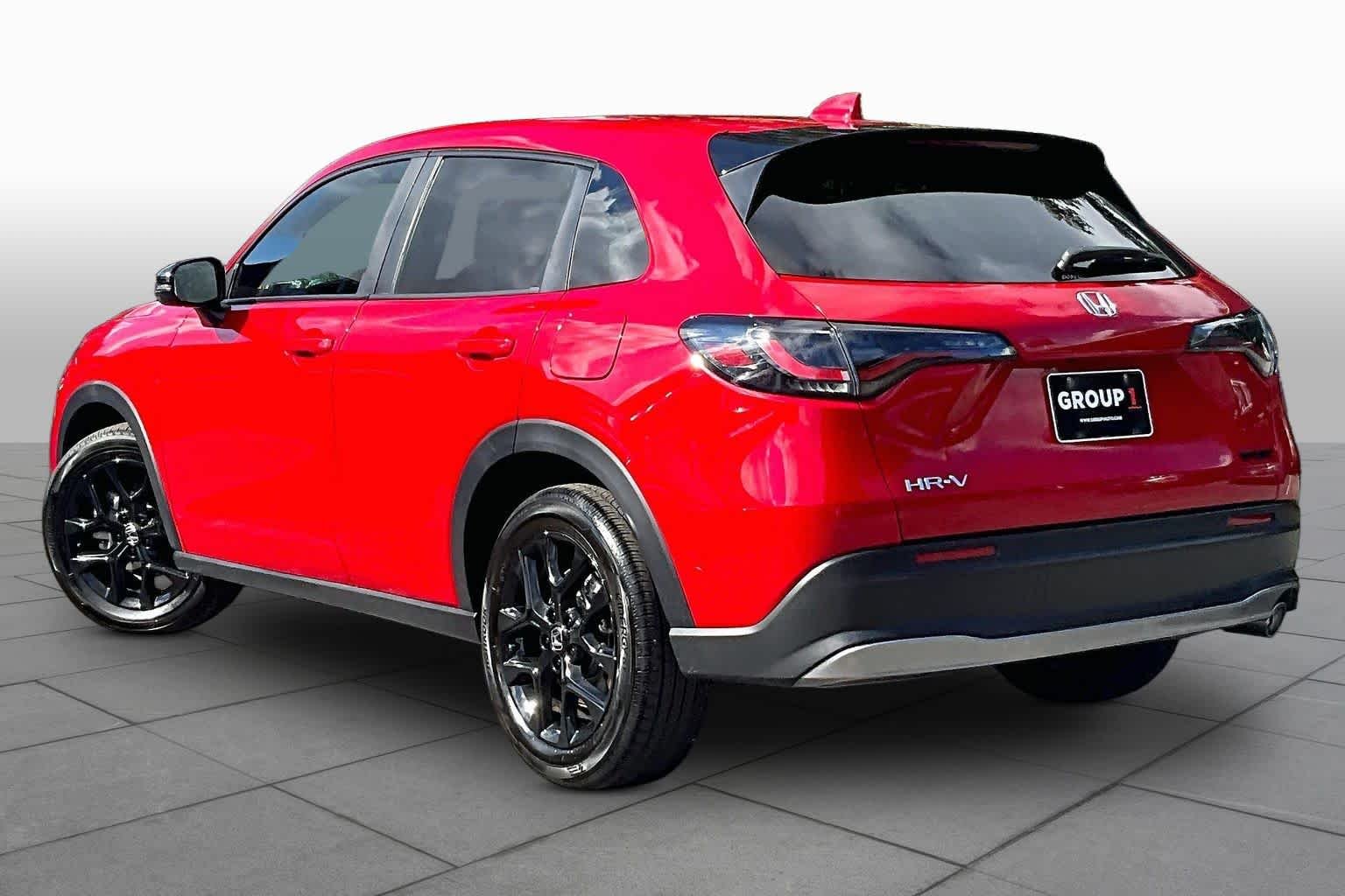 Used 2025 Milano Red Honda Sport image 12