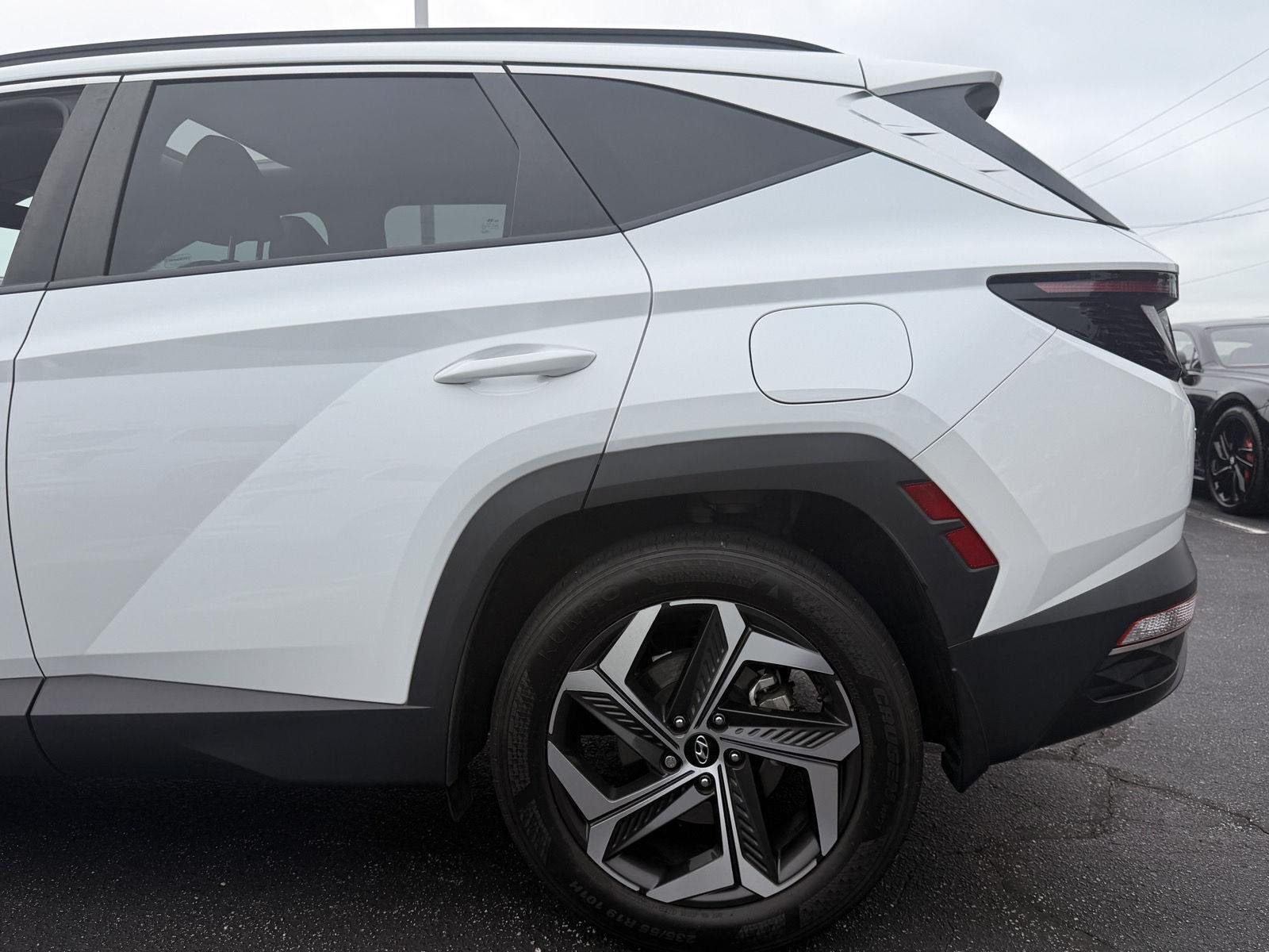 Used 2023 Serenity White Pearl Hyundai SEL image 3