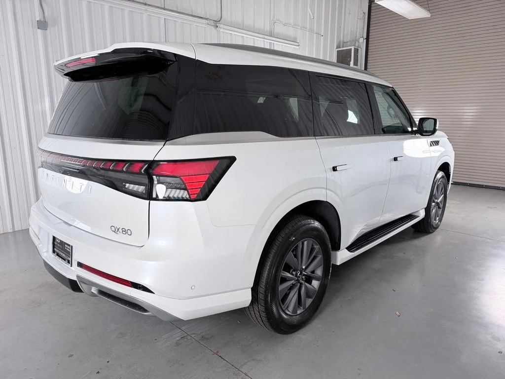 Used 2026 White INFINITI PURE image 5