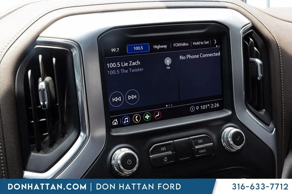 Used 2021 Silver GMC SLT image 7