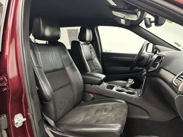 Used 2019 Red Jeep Altitude 4x4 image 28