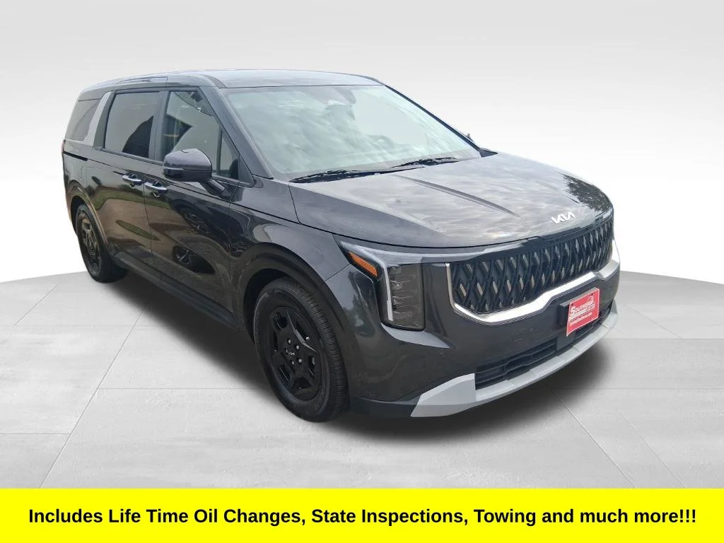 Used 2026 Gray Kia LXS image 3