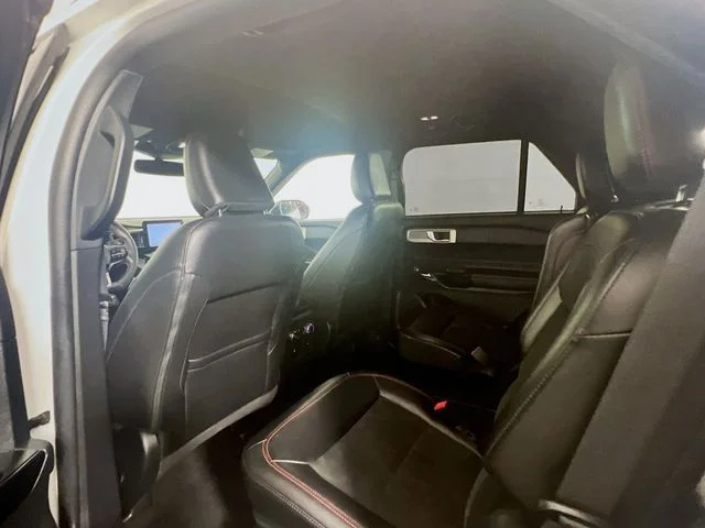2023 Ford Explorer ST-LINE - Photo 19