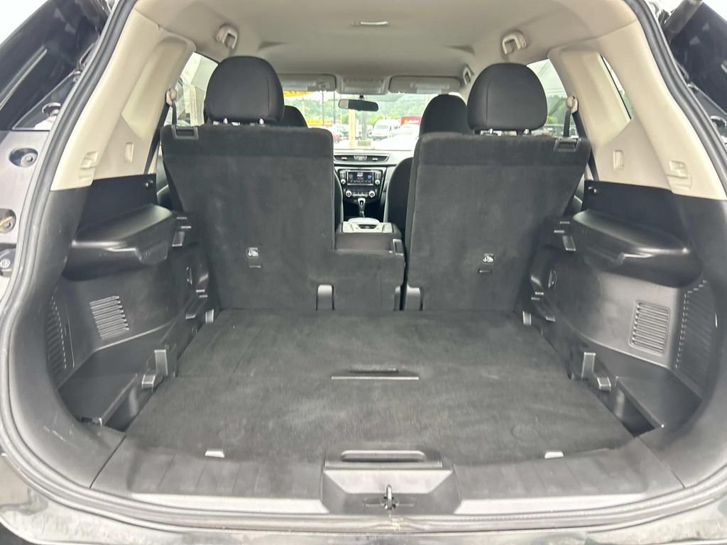 Used 2018 Magnetic Black Nissan SV image 19