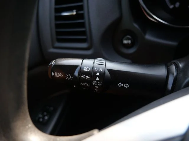Used 2022 Red Diamond Mitsubishi 2.0 ES image 20