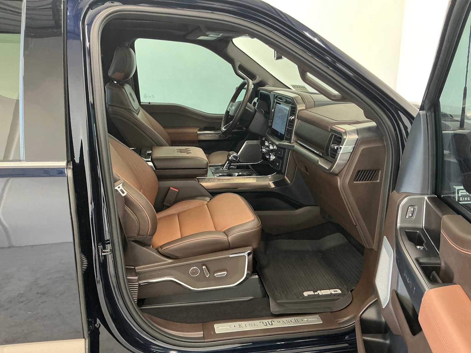 Used 2025 Antimatter Blue/Marsh Gray Ford King Ranch image 11