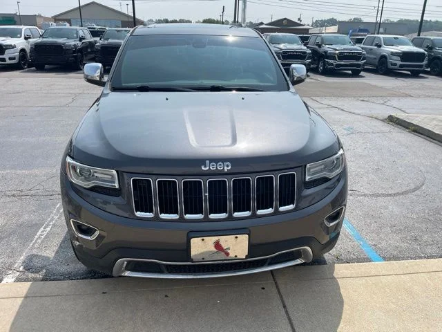 Used 2016 Gray Jeep Limited image 6