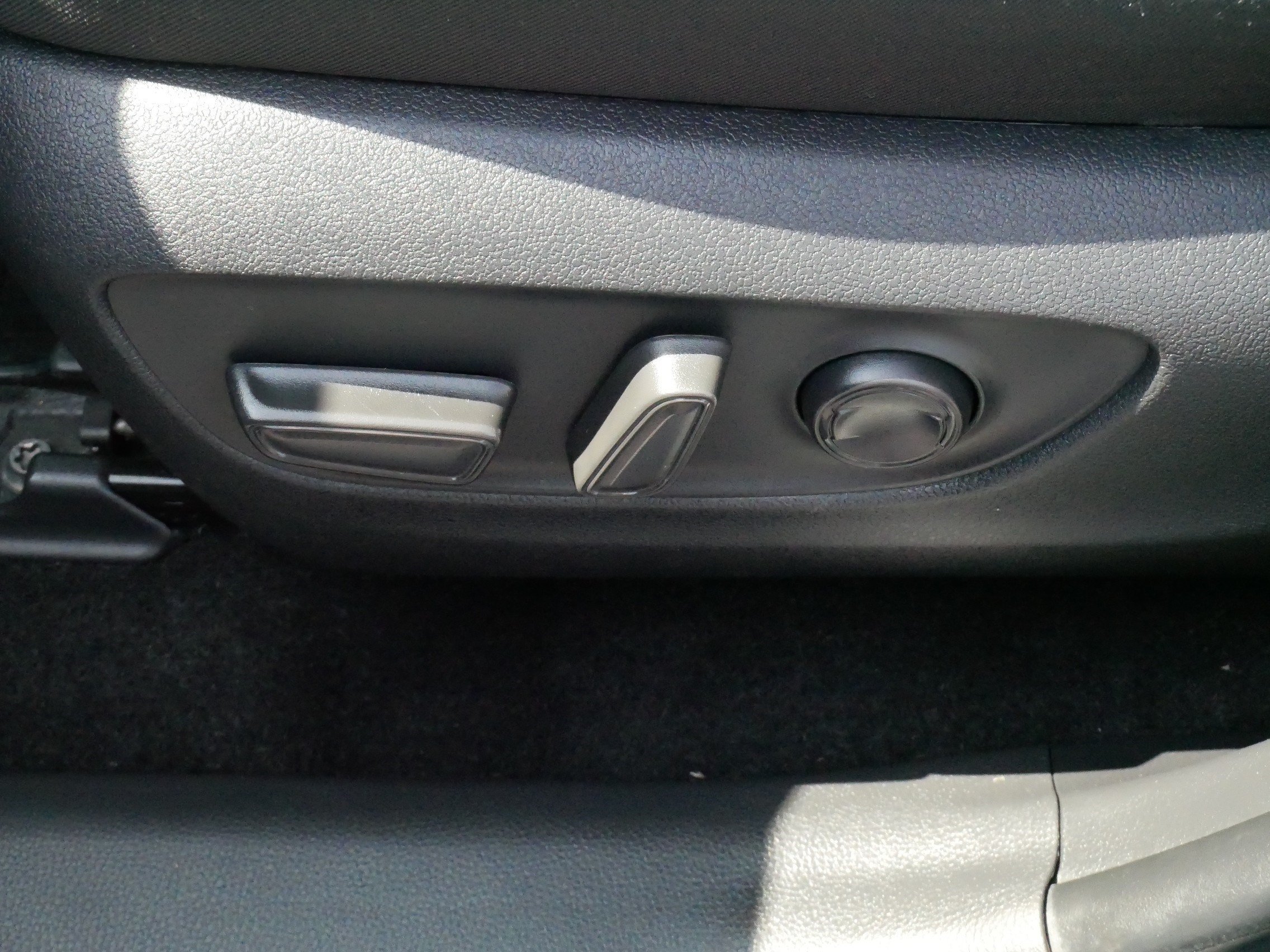 Certified Used 2025 Silver Sky Metallic Toyota XLE image 20