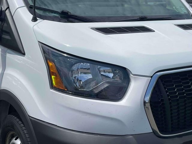 Used 2021 Oxford White Ford Base image 9