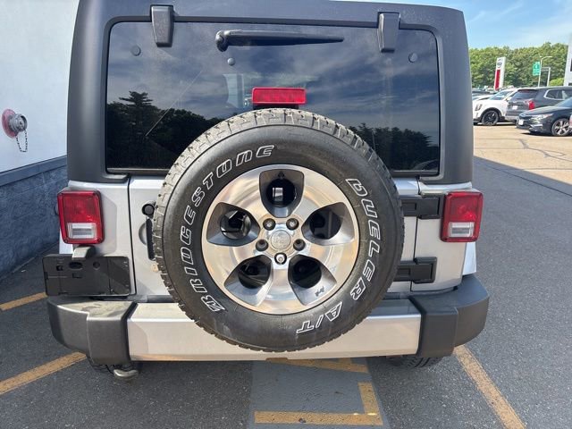Certified Used 2017 Billet Silver Metallic Clearcoat Jeep Sahara image 6