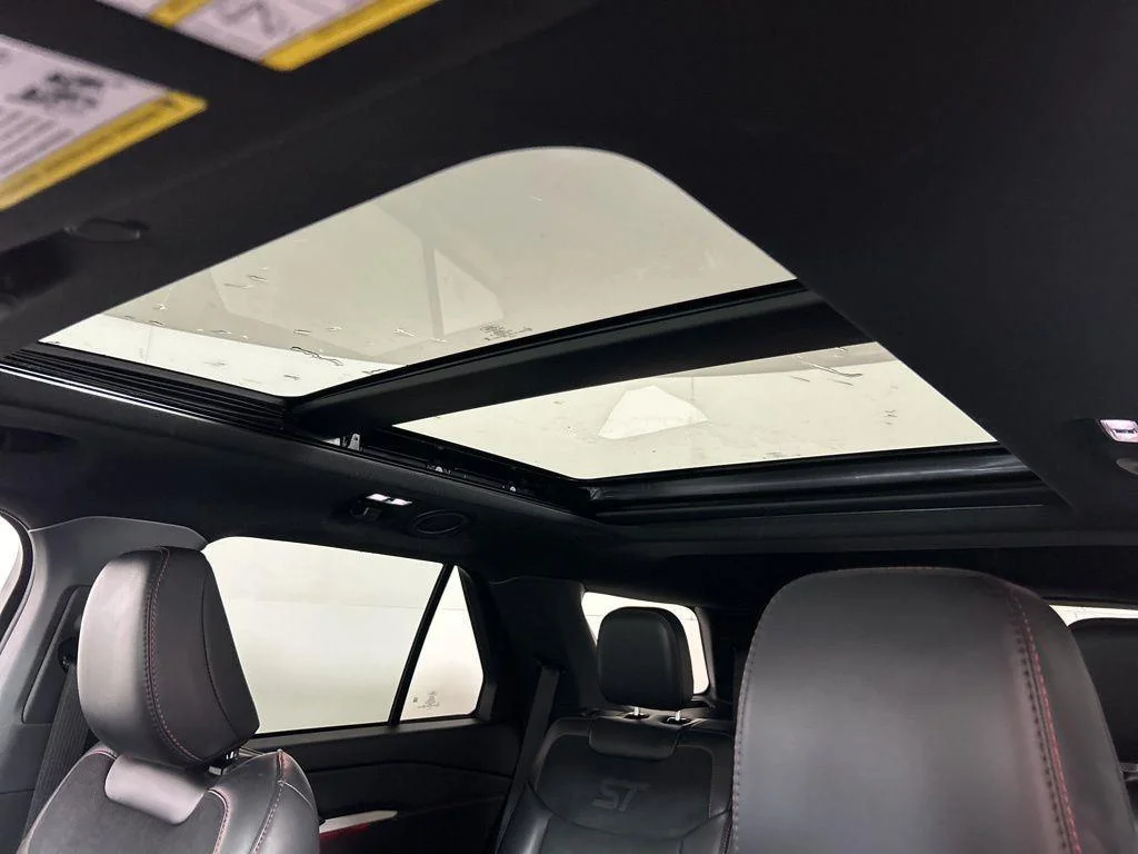 Used 2025 Black Metallic Ford ST image 37