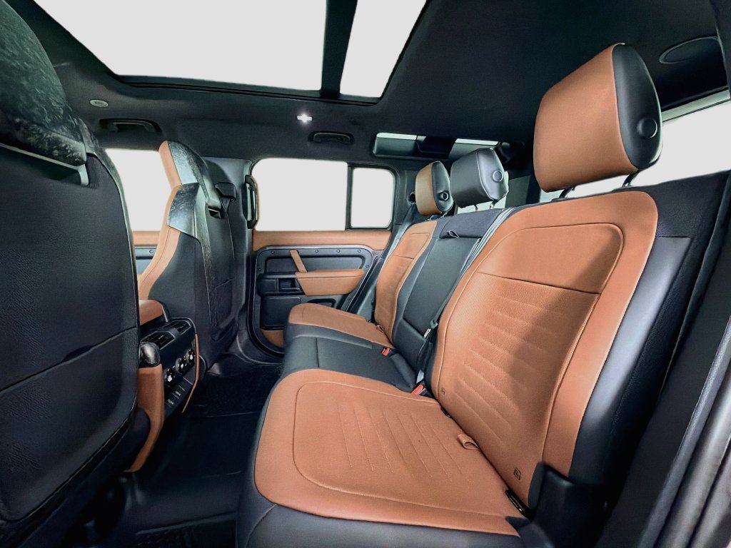 New 2026 Charente Grey Land Rover  OCTA image 26