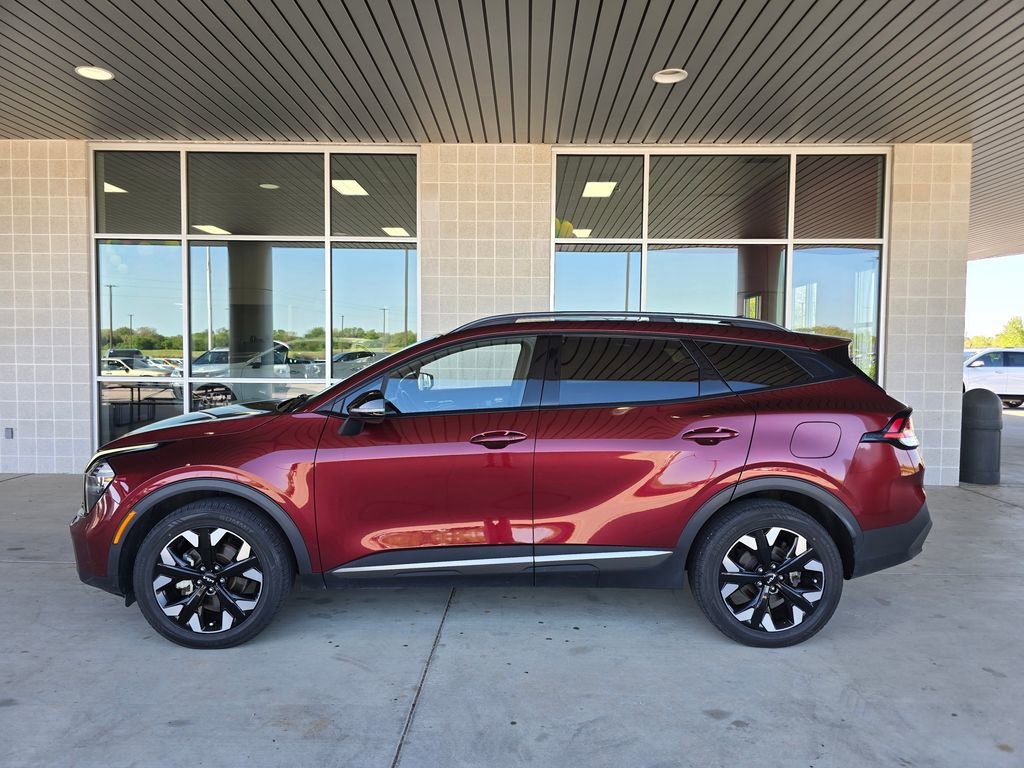 Used 2023 Red Kia X-Line image 9
