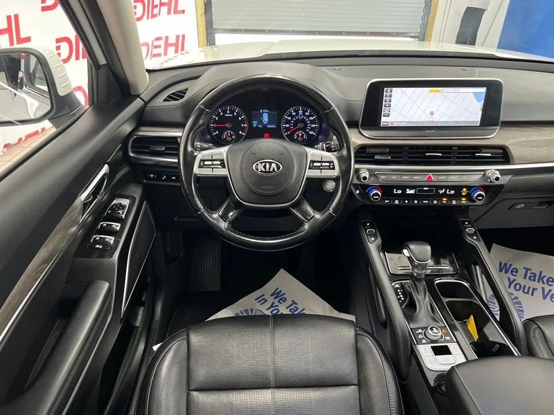 Used 2020 White Kia EX image 35