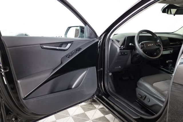 Used 2023 Black Kia EX image 37