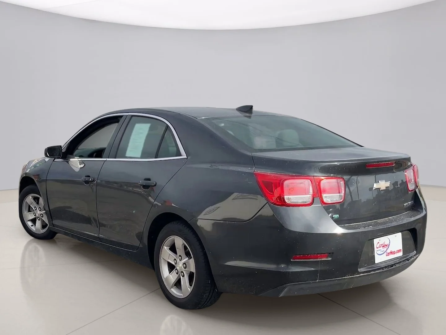 Used 2015 Gray Chevrolet LS image 3