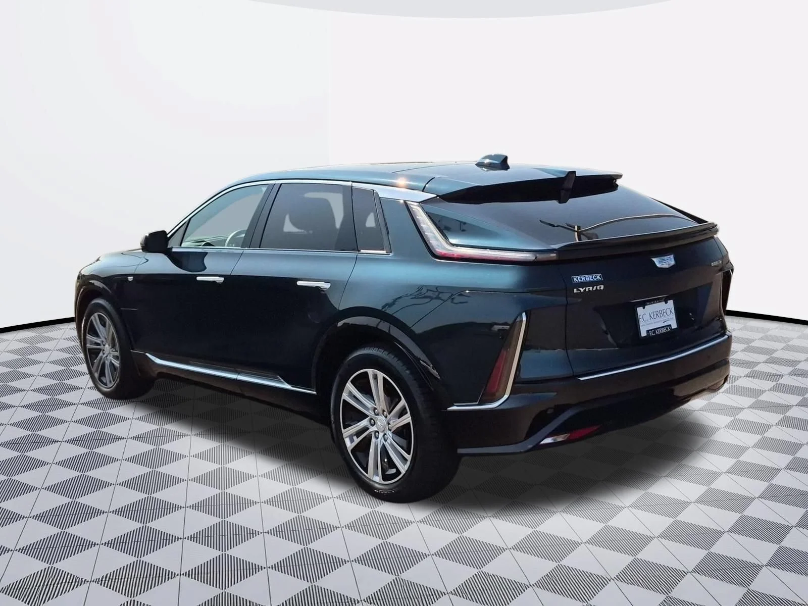 Used 2024 Emerald Lake Metallic Cadillac Tech image 5