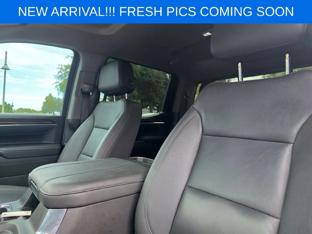 Used 2023 SUMMIT WHITE Chevrolet LT Trail Boss image 9