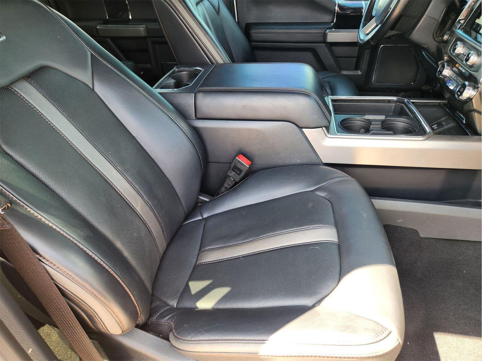 Used 2022 Star White Metallic Tri-Coat Ford Platinum image 13