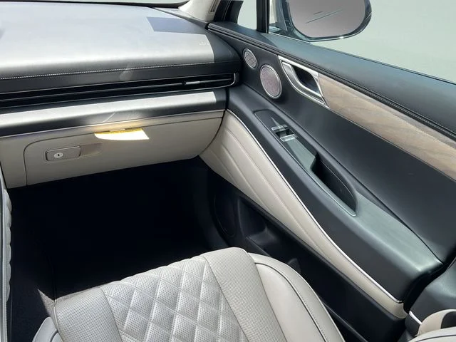 Used 2024 Silver Genesis 3.5T Advanced image 11