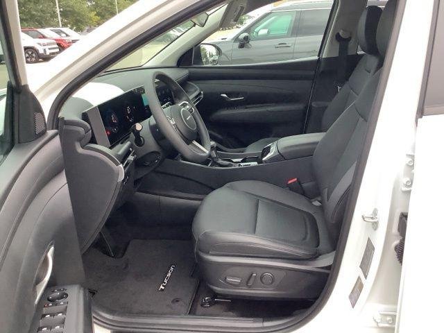 New 2026 White Pearl Hyundai SEL Plus image 9