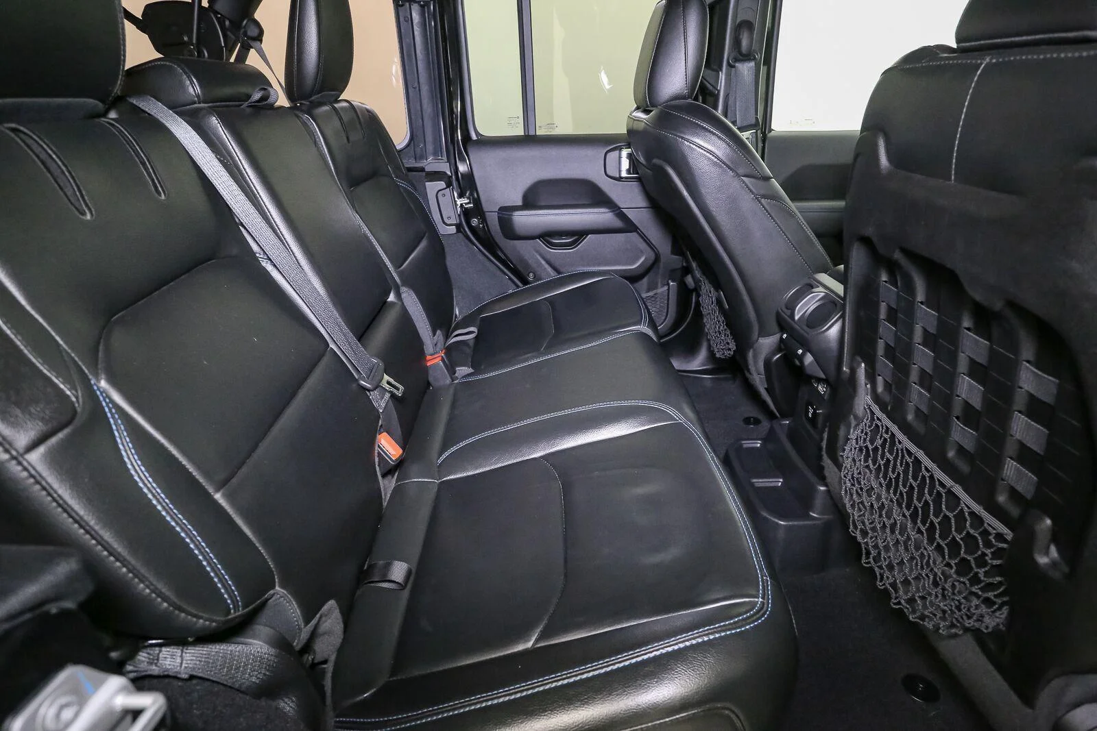 Used 2022 Black Clearcoat Jeep Unlimited Rubicon image 22