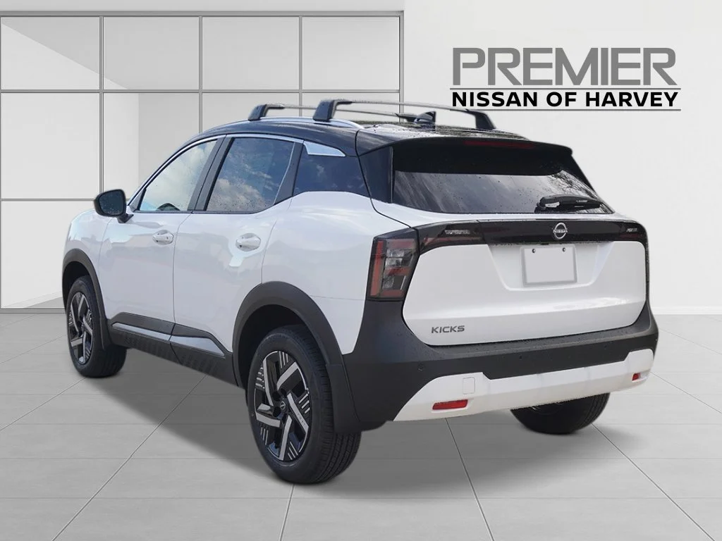 New 2027 Aspen White TriCoat / Super Black Two-tone Nissan SV image 3