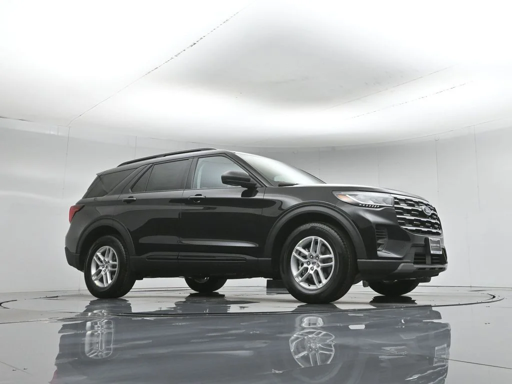 New 2026 Agate Black Metallic Ford Active image 3