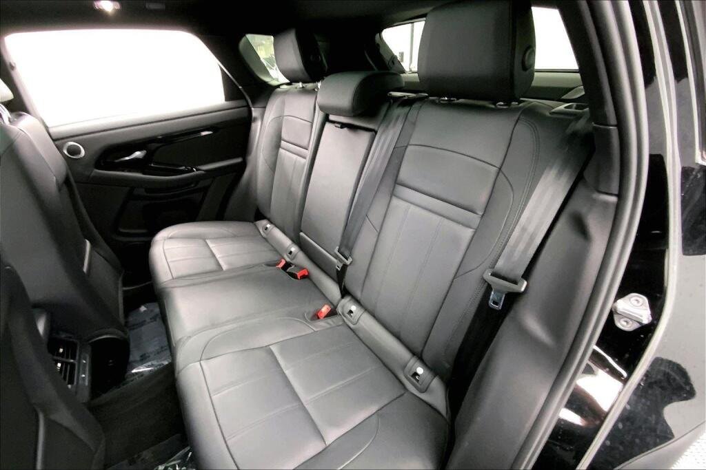 New 2025 Santorini Black Land Rover Core S image 18