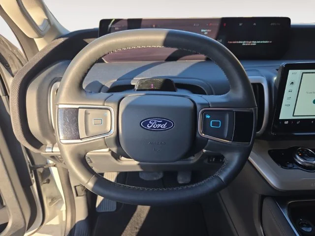 Certified Used 2025 Oxford White Ford Active image 13
