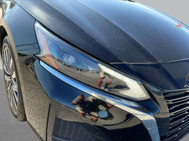 Used 2025 Black Nissan 2.5 SV image 30