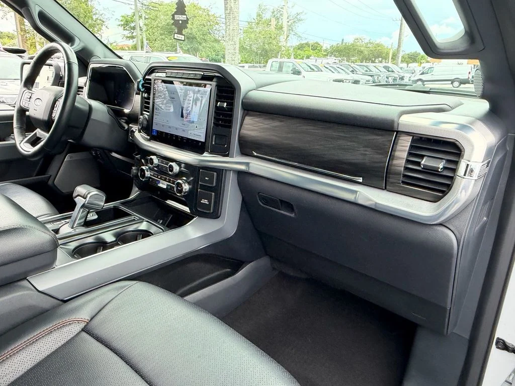 Used 2024 White Ford Lariat image 18
