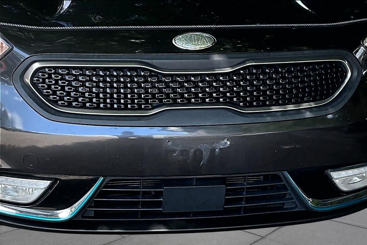 Used 2019 Platinum Graphite Kia EX image 29