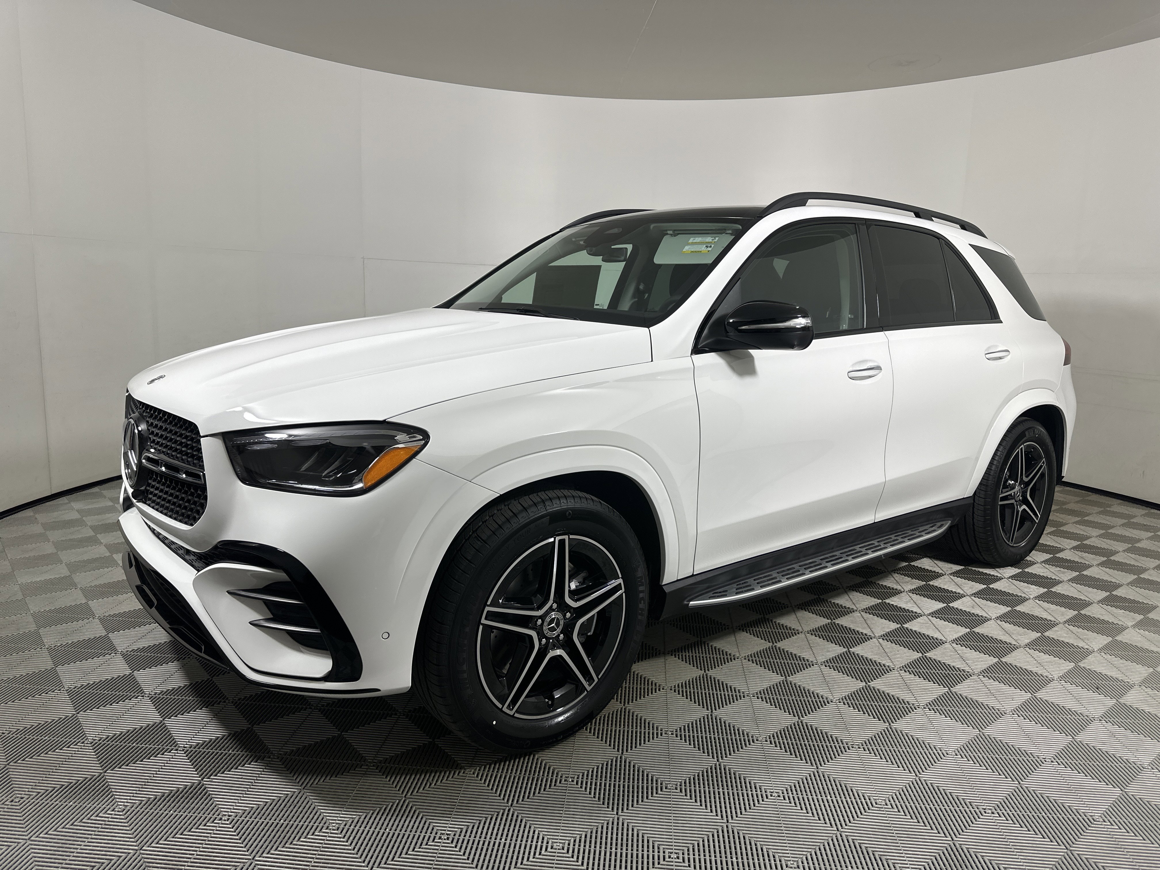 Certified Used 2026 POLAR WHITE Mercedes-Benz GLE 350 image 3