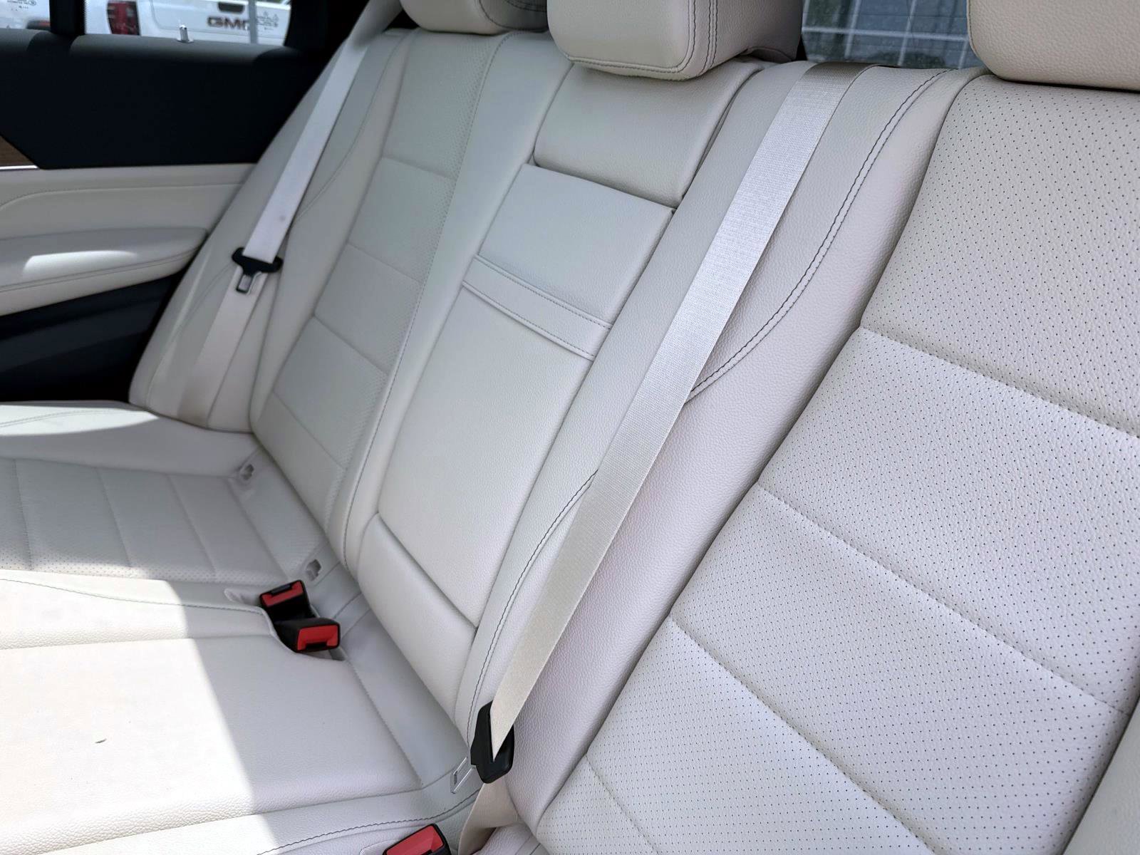 New 2026 Alpine Mercedes-Benz 350 4MATIC® SUV image 13